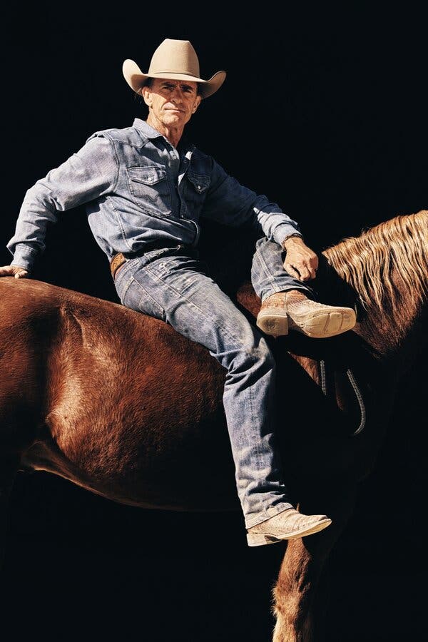 Schiller on a horse without a saddle. He has one of his legs crossed over to the other side.